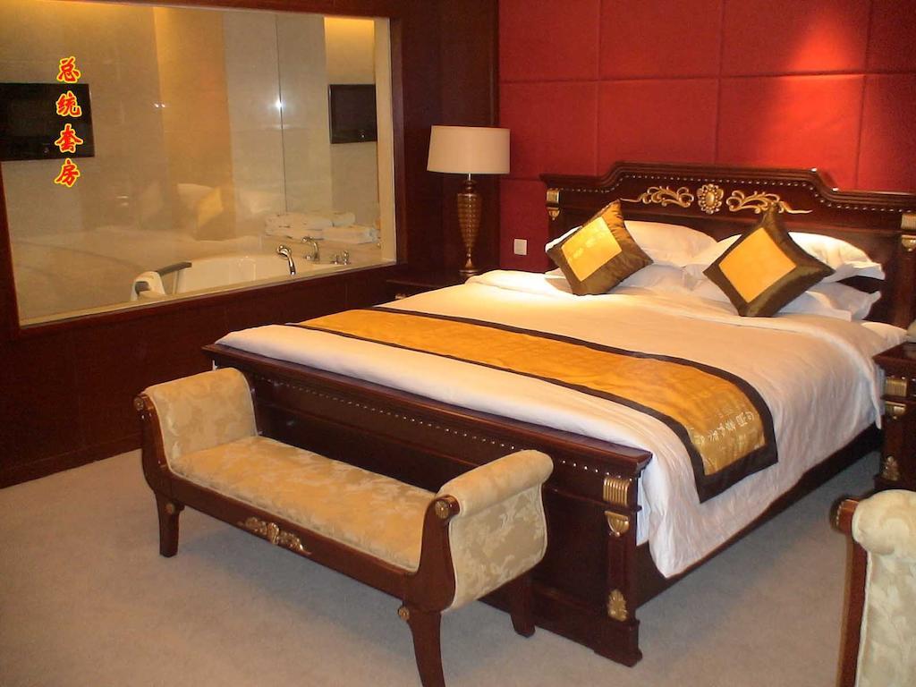 Tai'An Lijing Plaza Hotel Exterior photo